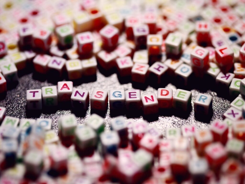 Konversionsverbot in Österreich: Neues Gesetz bedroht Therapiefreiheit und Elternrechte